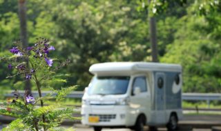 ハイブリッド エアコン 車中泊